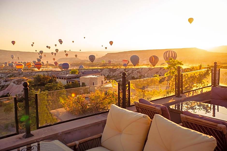 Cappadocia Fairy Chimneys Selfie Cave Hotels - Special Class