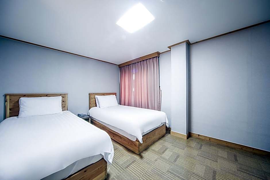 Hotel G