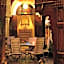 Riad Le Perroquet Bleu Suites & Spa
