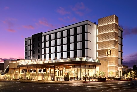 Senna House Scottsdale, Curio Collection By Hilton