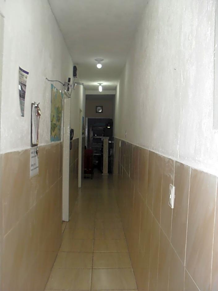 Hostel Cidade Nova, próximo a estação metrô praça 11, onde você tem acesso direto a quaisquer Shows nas praias da zona Sul