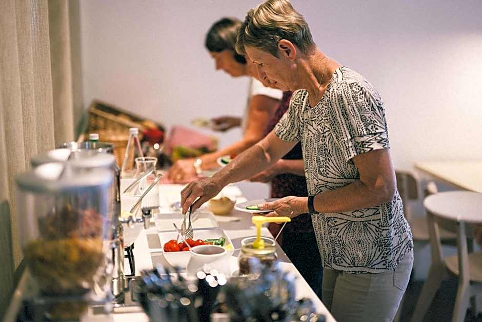 Karlingerhaus Hotel Hostel Home