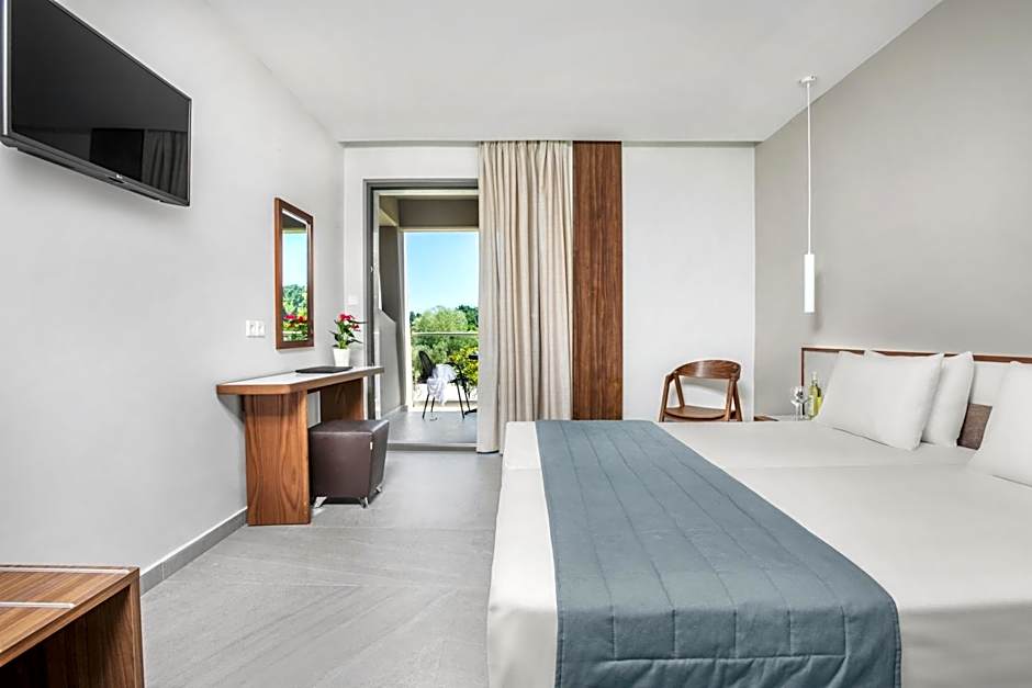 Iris Hotel