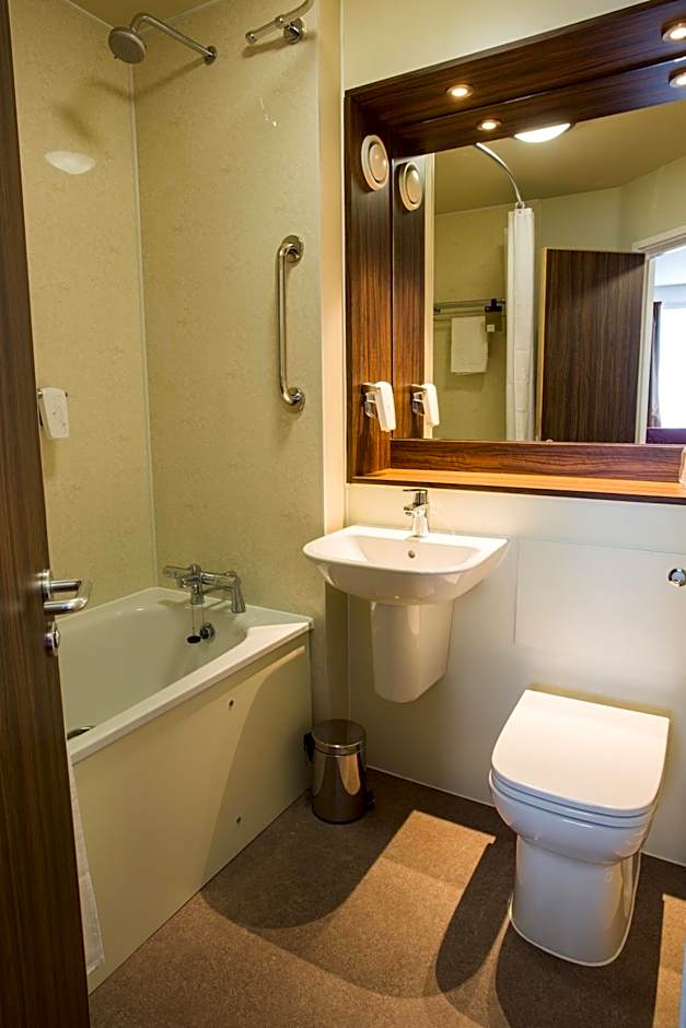 Queen of the Loch, Balloch by Marston's Inns