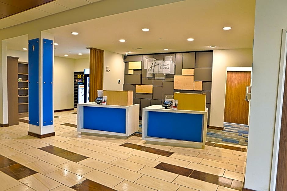 Holiday Inn Express Rochester Hills, an IHG Hotel