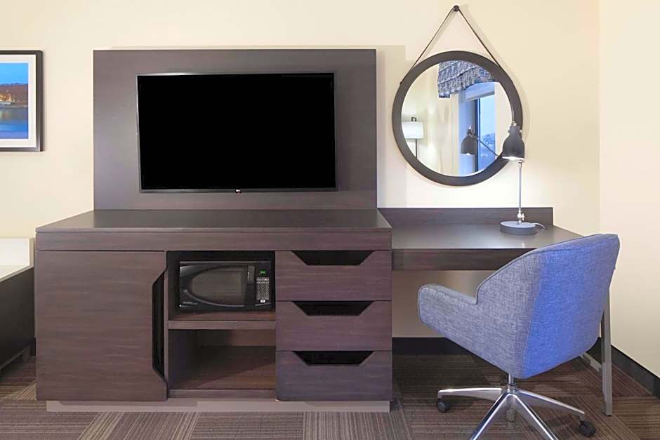 Hampton Inn By Hilton Charleston-Southridge