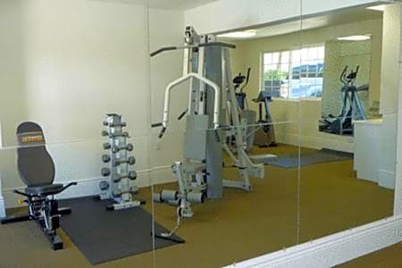 Travelodge Inn & Suites by Wyndham Yucca Valley/Joshua Tree