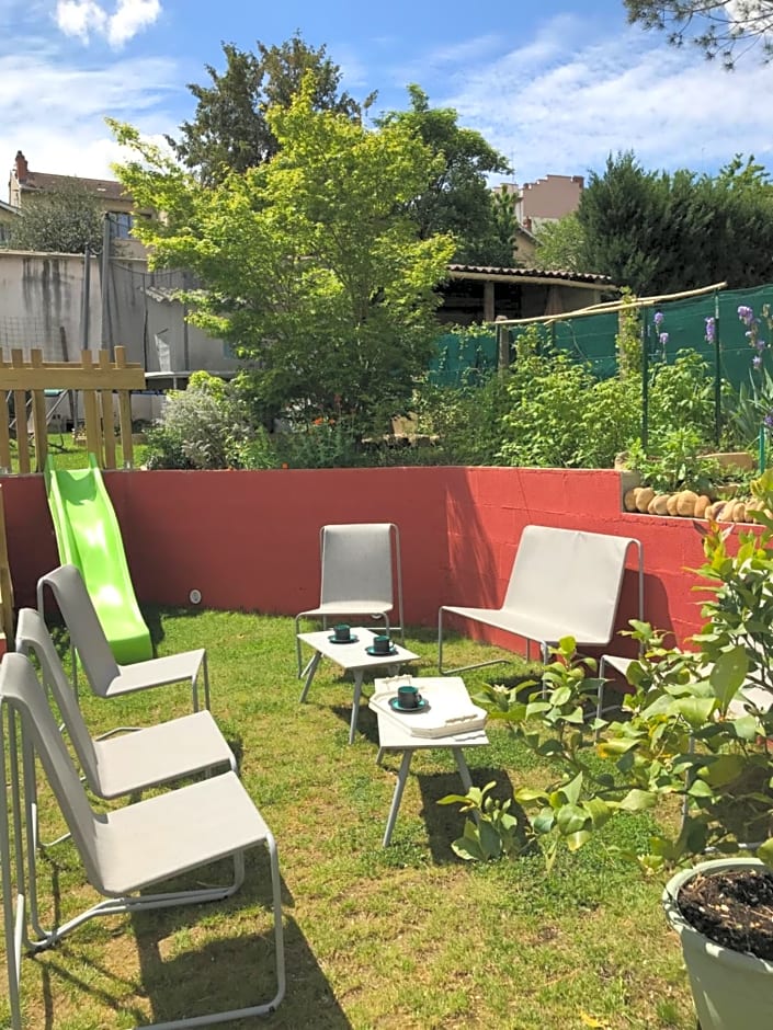 Espace Beléverte Bussière 2 Albizia appartement meublé de 2 chambres