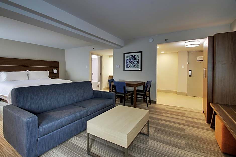 Holiday Inn Express Voorhees - Mt. Laurel By IHG