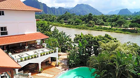Vansana Hotel Vang Vieng