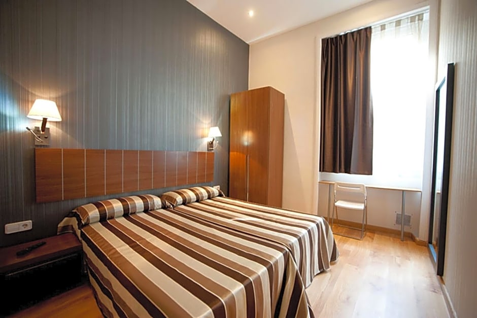 Hostal Bcn 46