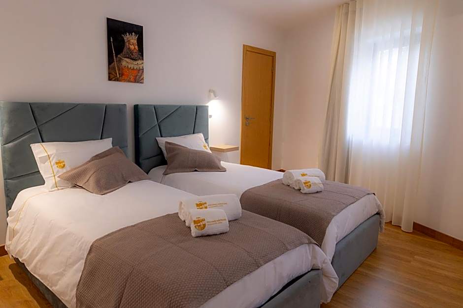 Zdjęcie 1 z 11 — Suite