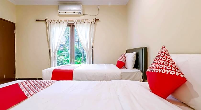 OYO 1654 Maha Bharata Kuta Inn