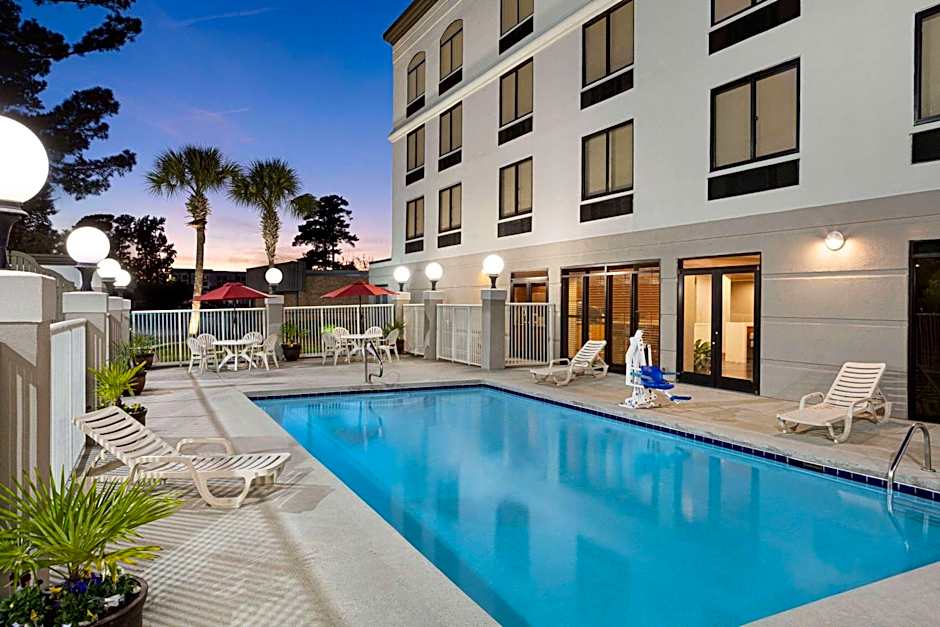 Wingate by Wyndham Wilmington