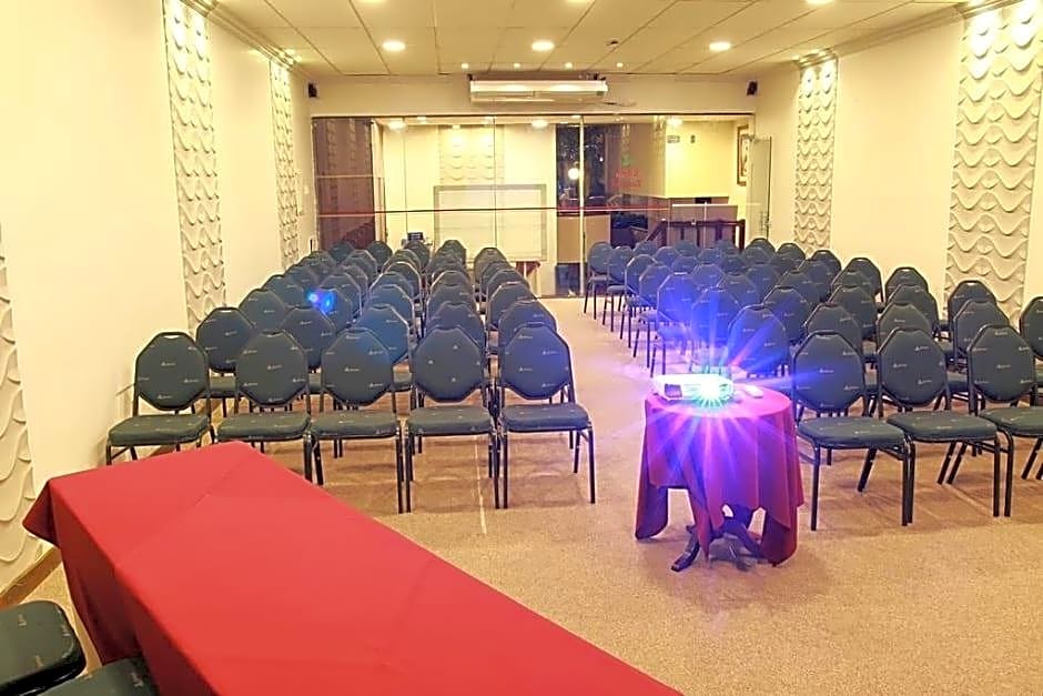 Yotau All Suites Hotel