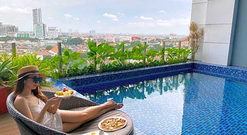 Grand Swiss-Belhotel Darmo