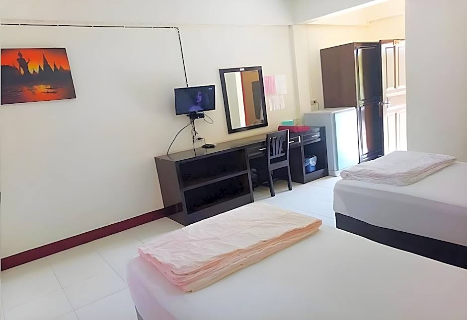 Amonruk Hotel 2