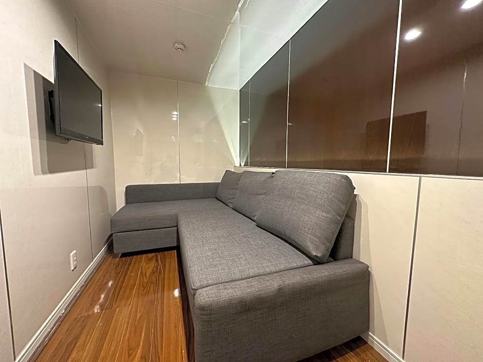 Photo 1 of 18 of 3 Bedroom