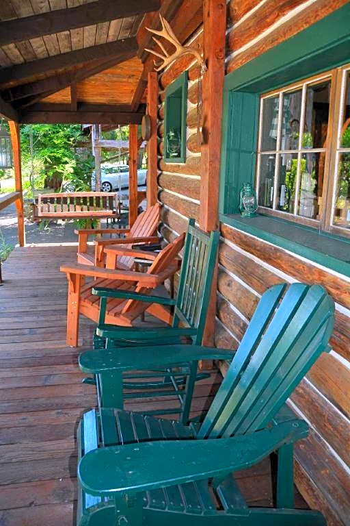 The Davies Family Inn