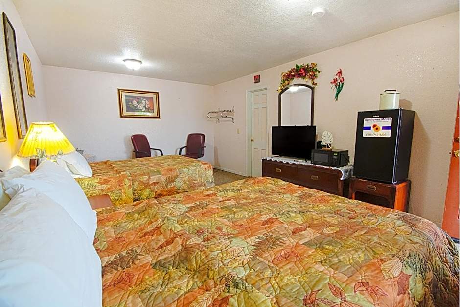 Sunflower Motel Hiawatha By OYO