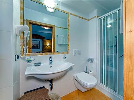 Single Room with Bathroom