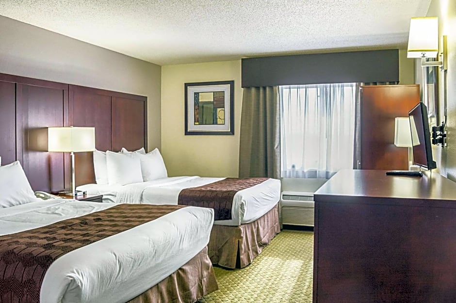 Quality Inn & Suites Clackamas - Portland