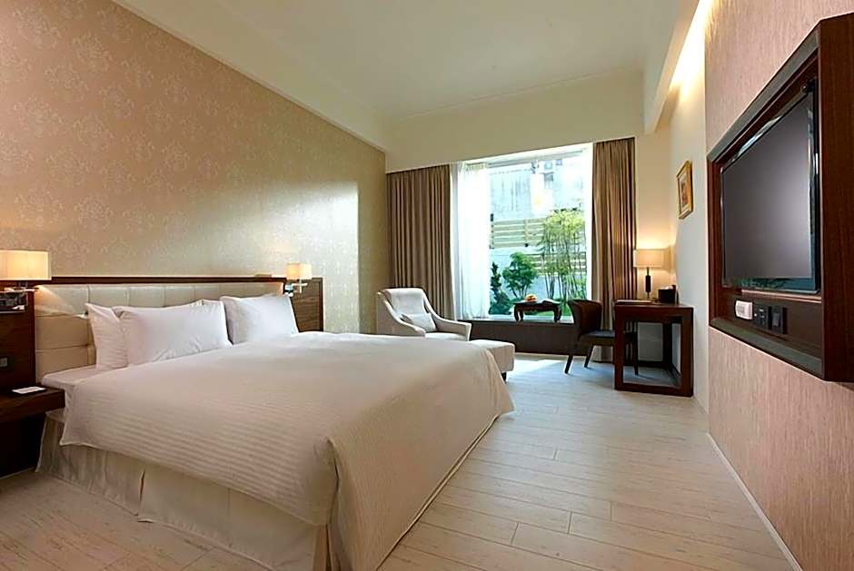 Yuh Tong Hotel