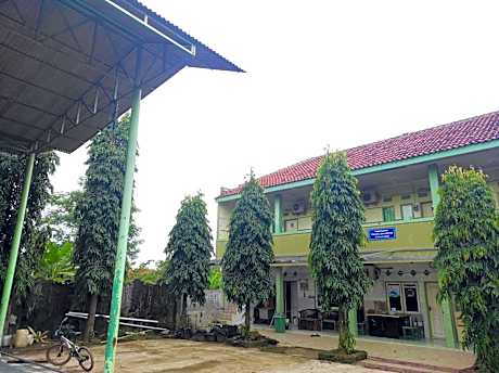 OYO 90333 Wisma Tenang Jaya Syariah