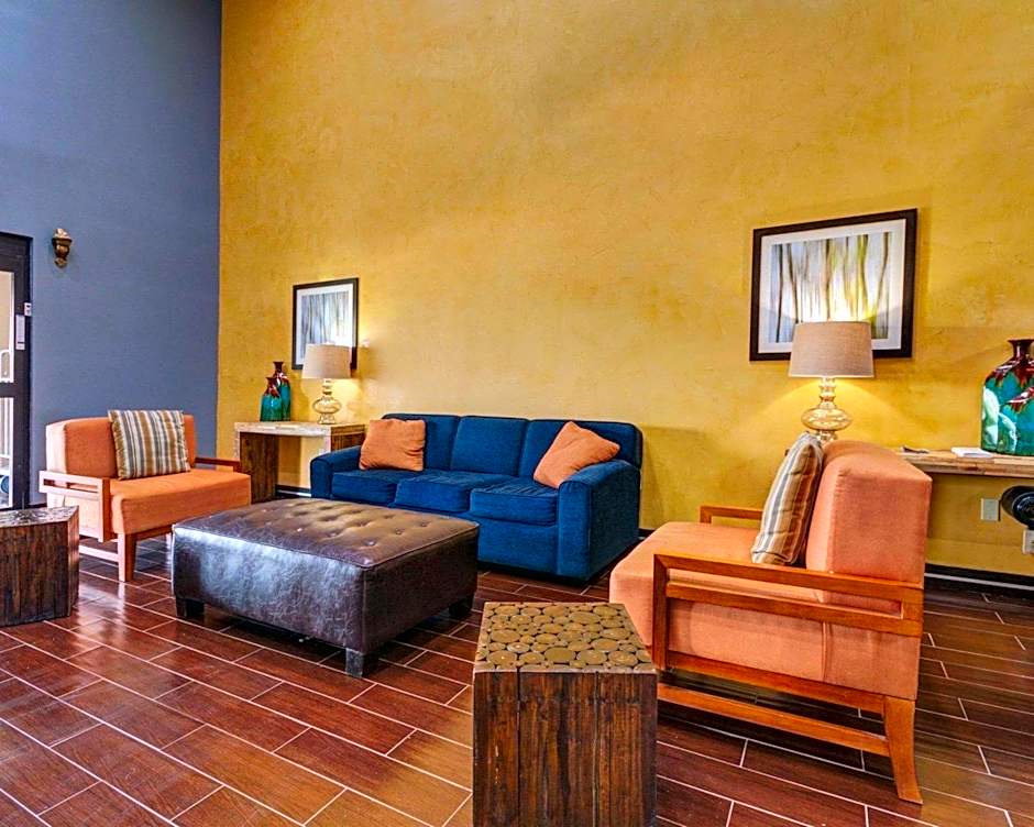 Comfort Suites Lake Ray Hubbard – Rowlett, TX