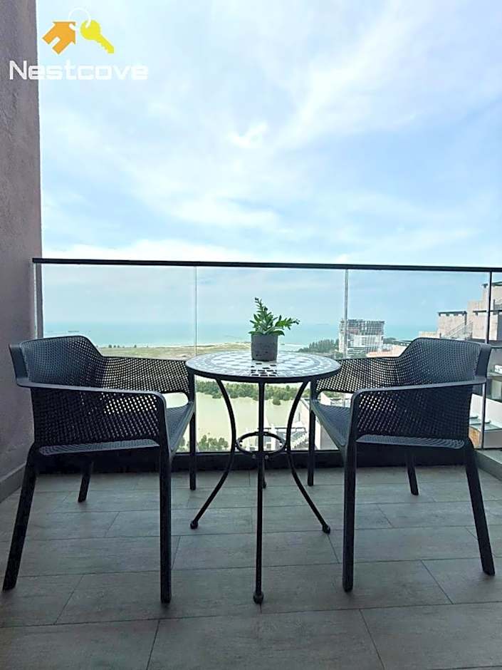 Imperio Residences Private Bathtub or Jacuzzi by Nestcove