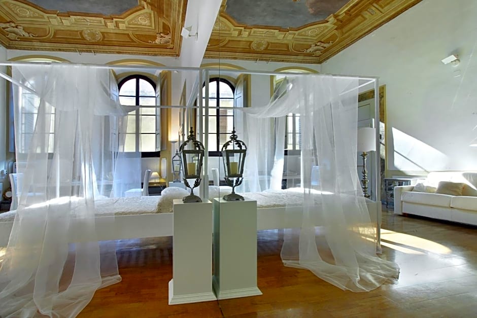 Palazzo Tolomei - Residenza D'Epoca