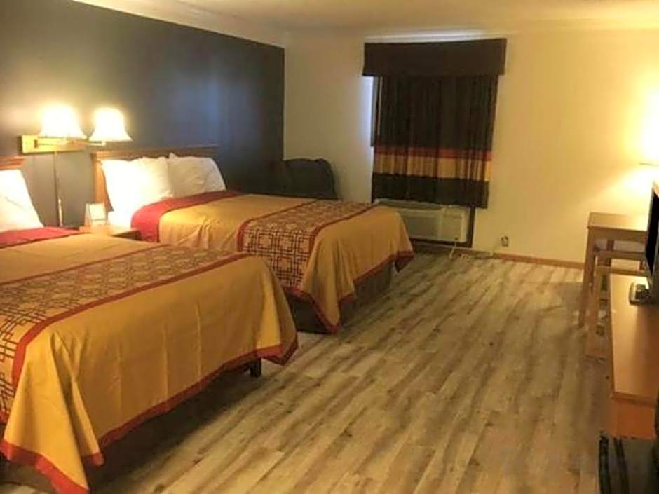 Americas Best Value Inn & Suites Thief River Falls