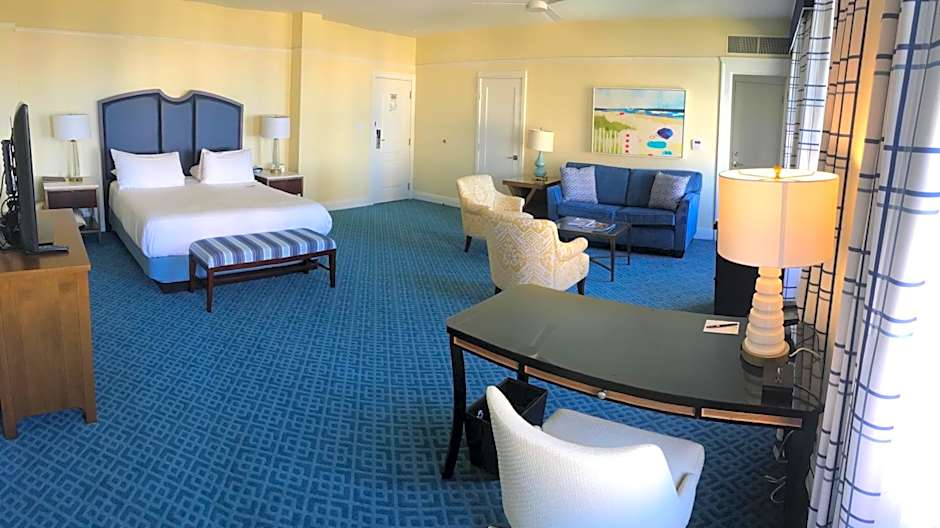 Grande Colonial La Jolla