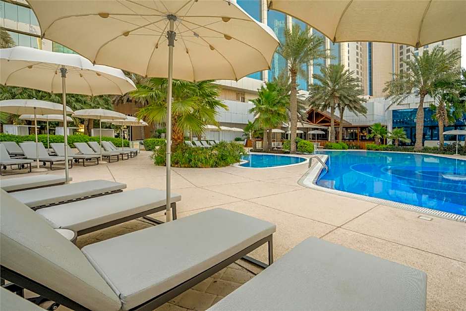 The Diplomat Radisson Blu Hotel Residence & Spa