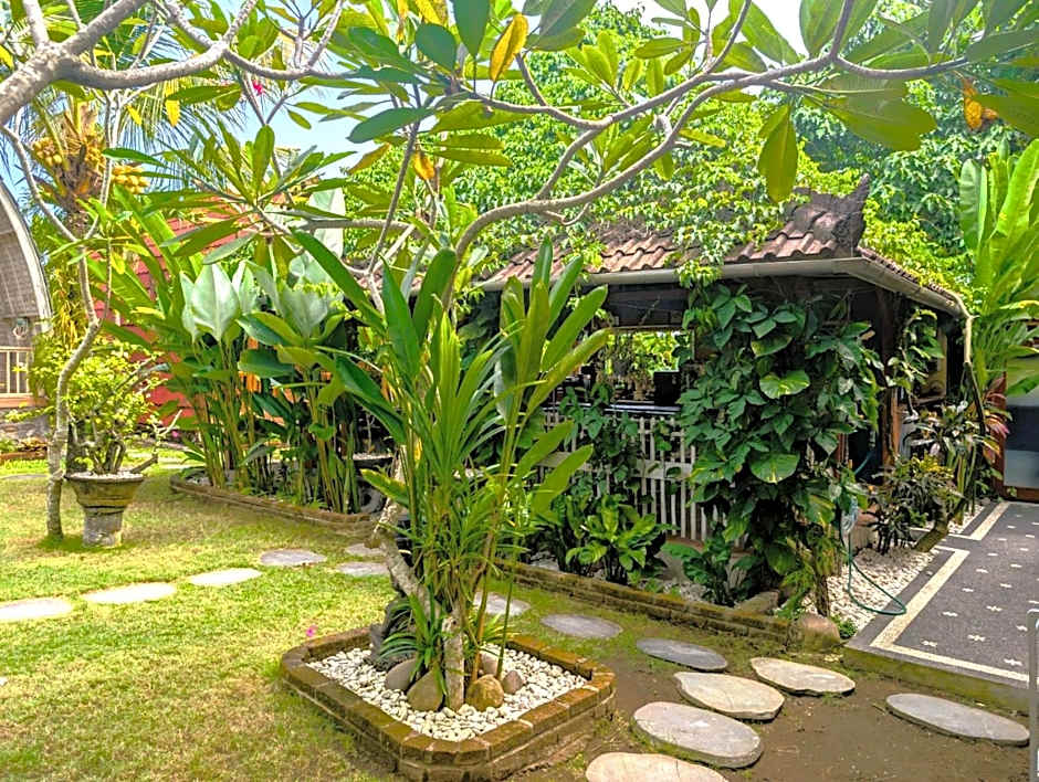 Ayumar Homestay Medewi