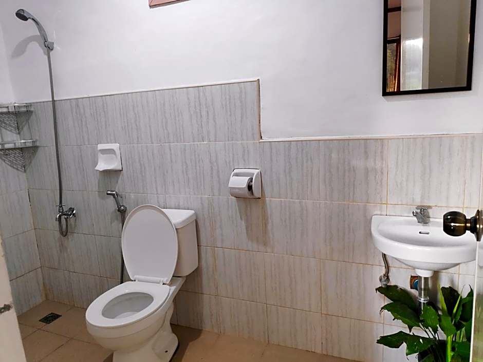 NoBi's Inn, Port Barton