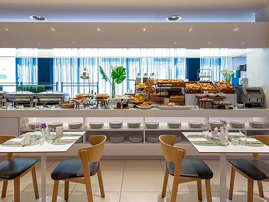 Eurostars Book Hotel