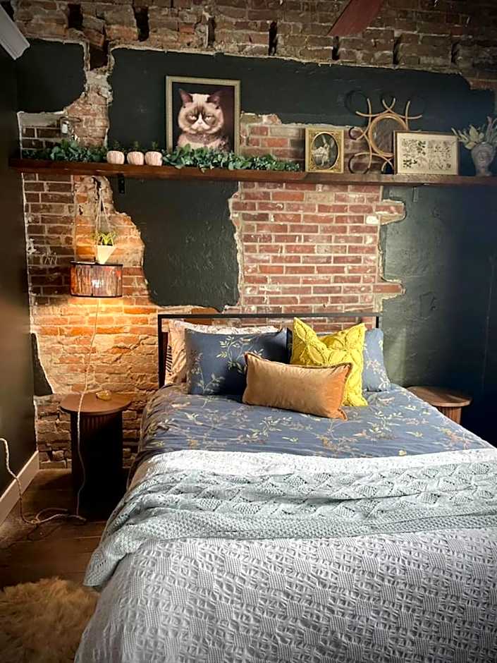 The Atrium - A Boutique Hotel - Suite 17