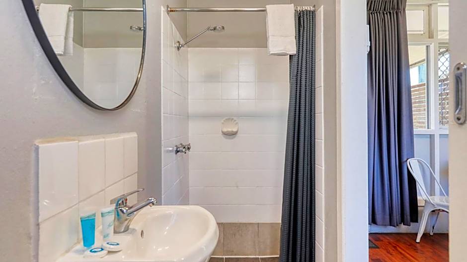 Almare Tourist Motel