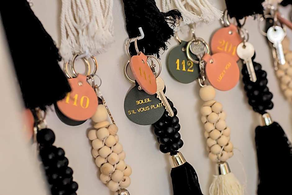 Casa Santini x Roc Seven