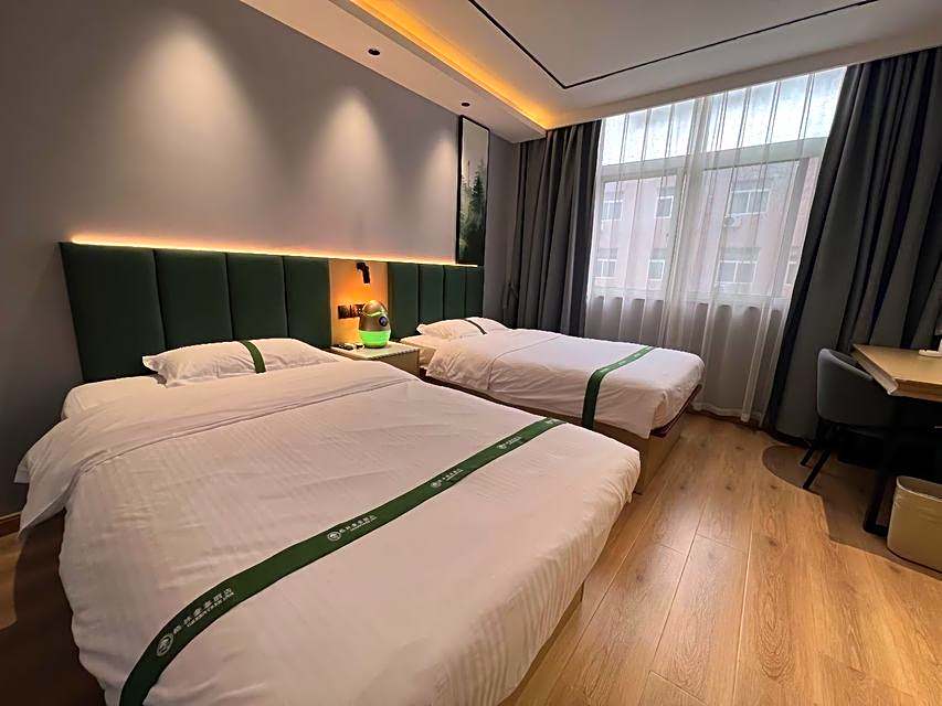 GreenTree Inn HuaiAn QingPu District Huaihainan Road Express Hotel