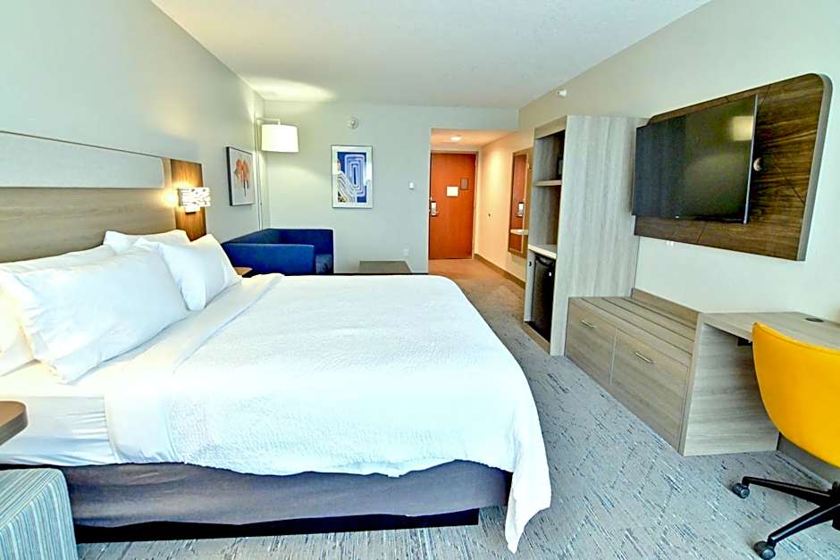 Holiday Inn Express & Suites Palm Coast - I-95