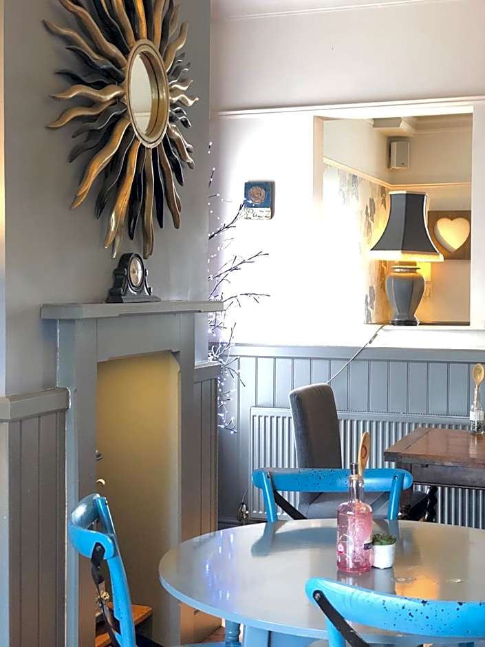 Pine Lodge Hotel & Restaurant Mansfield