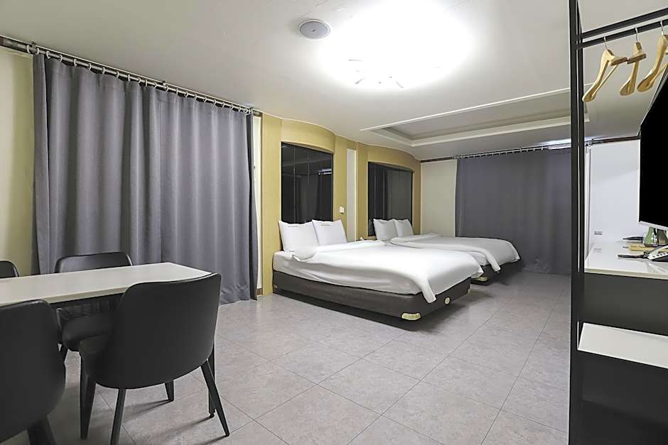 Donghae Gloria Hotel