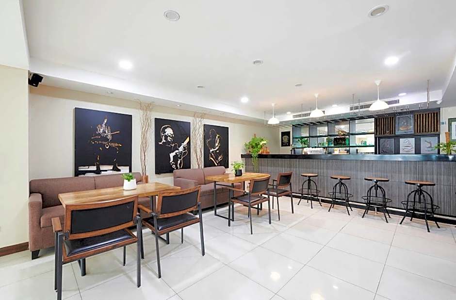 Adelphi Pattaya Hotel