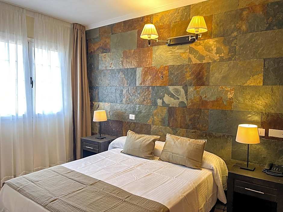 La Aldea Suites