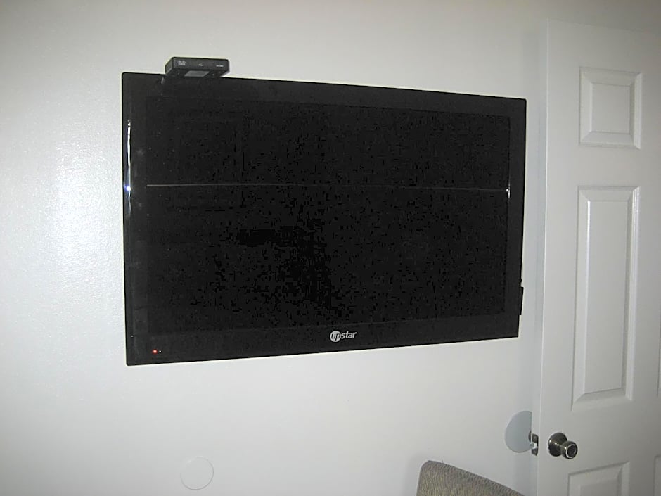 Walls Motel Long Beach