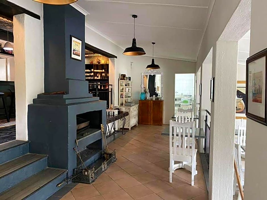 La Moor Country Venue & Eatery