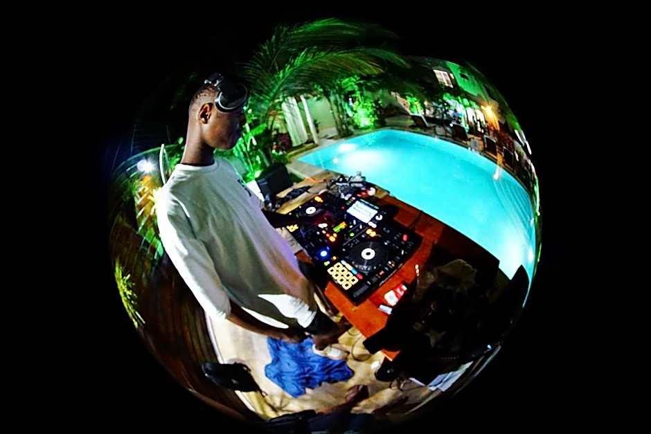 Reyna Resort By Cezere The Palm