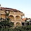 Beautiful apartment for two persons with sea view in Trogir near the beach